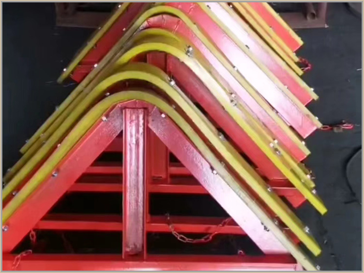 聚氨酯空段清扫器