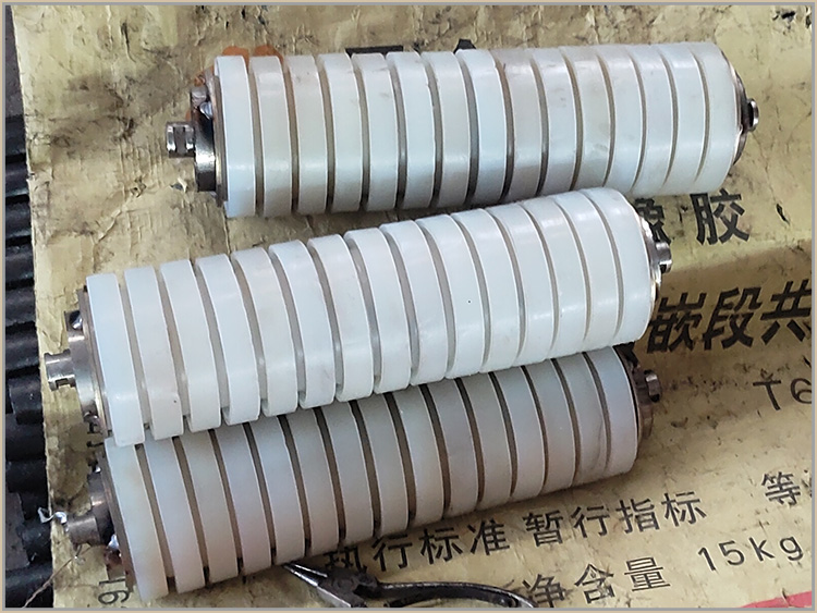 不锈钢硅胶缓冲托辊