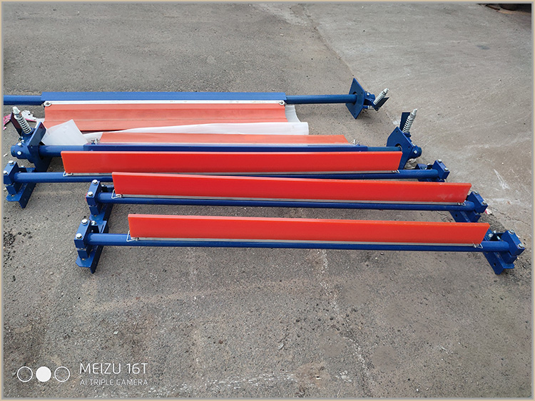 聚氨酯二道清扫器