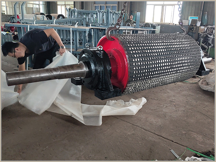 陶瓷包胶传动滚筒